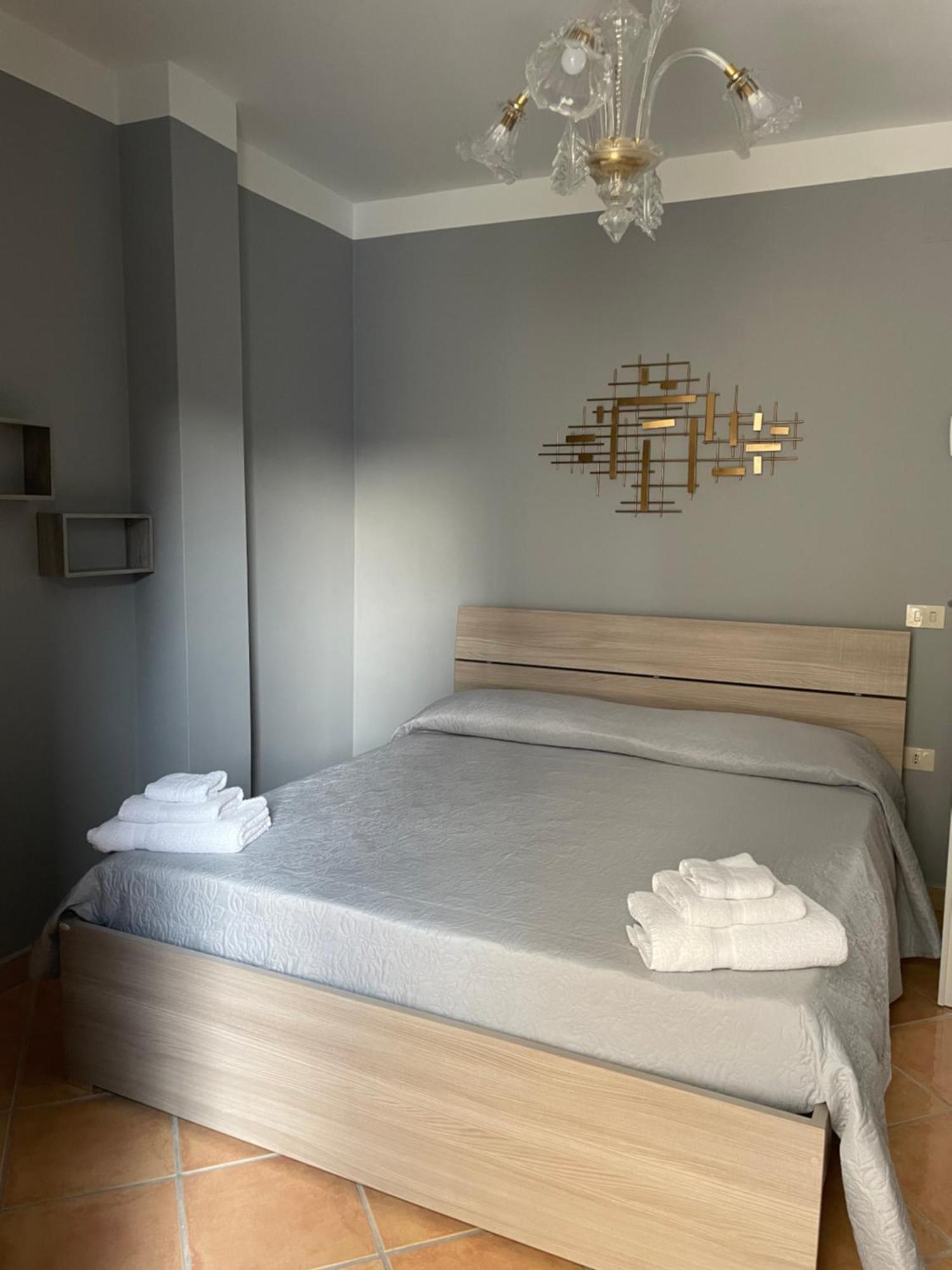 Marina Rooms Марина ди Камерота Стая снимка
